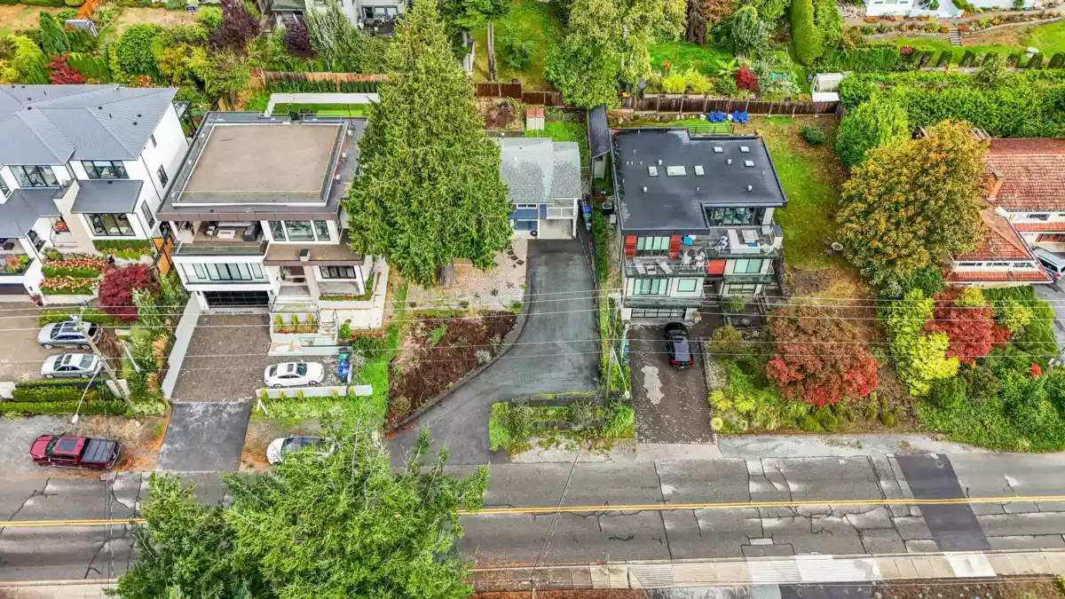 Living Room Photo of 13179 Marine Drive, Surrey, BC