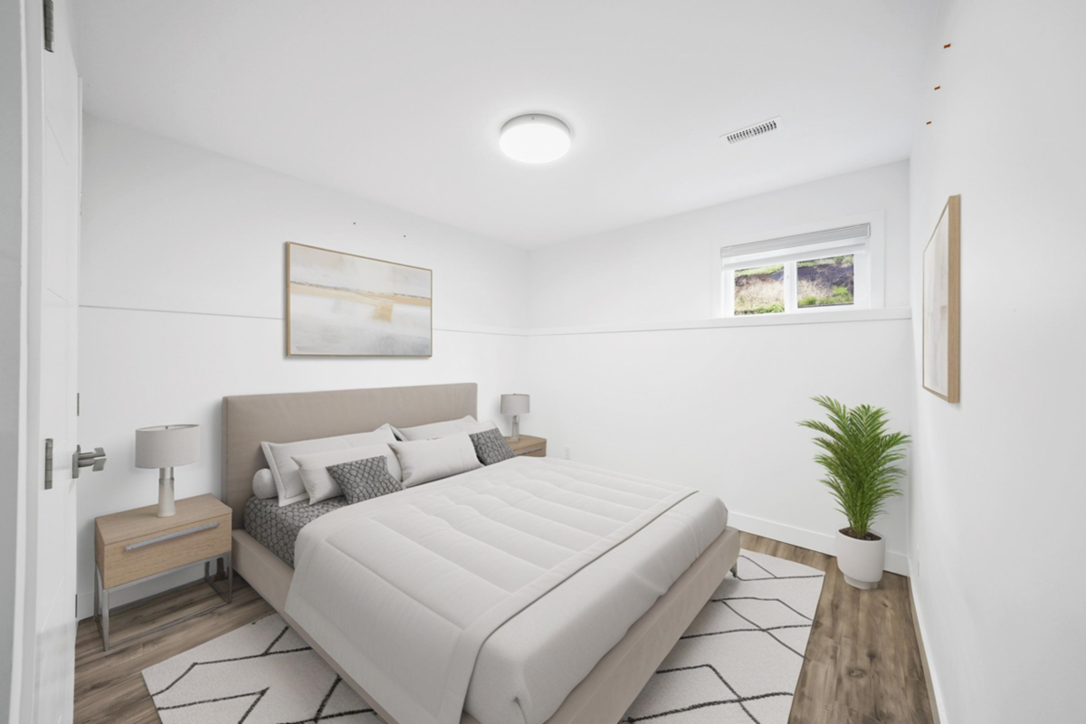 Swimming Pool Photo of 13179 Marine Drive, Surrey, BC