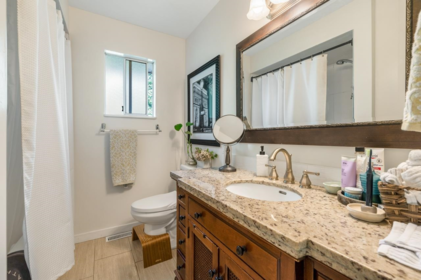 Living Room Photo of 13257 14a Avenue, Surrey, BC