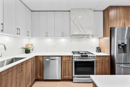 Breakfast Nook Photo of 1022 Odlum Drive, Vancouver, BC
