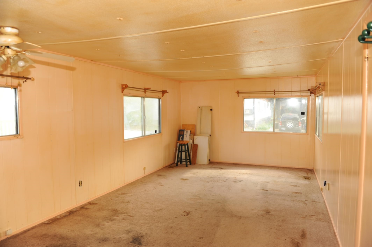 Kitchen Photo of 39 21163 Lougheed Highway, Maple Ridge, BC