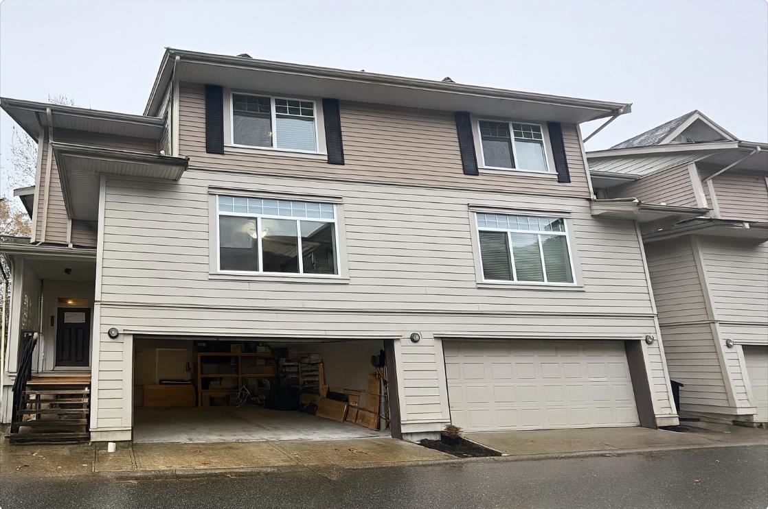 Outdoor Deck Photo of 118 15399 Guildford Drive, Surrey, BC