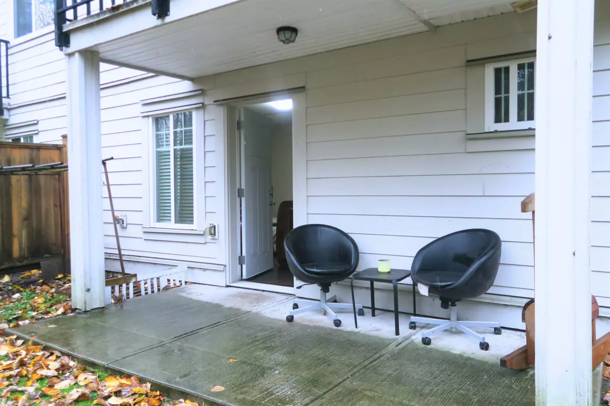 Staircase Photo of 118 15399 Guildford Drive, Surrey, BC