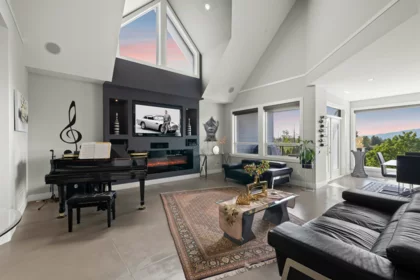 13645 Mckercher Drive, Maple Ridge, BC