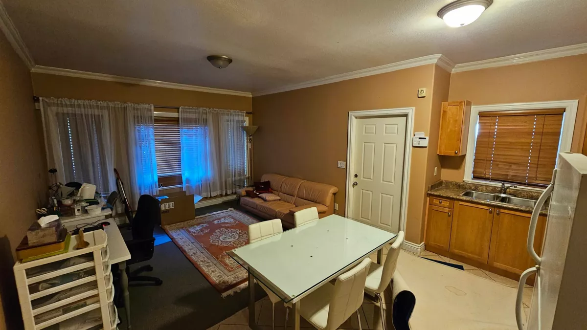 Front Yard Photo of 10251 Caithcart Road, Richmond, BC