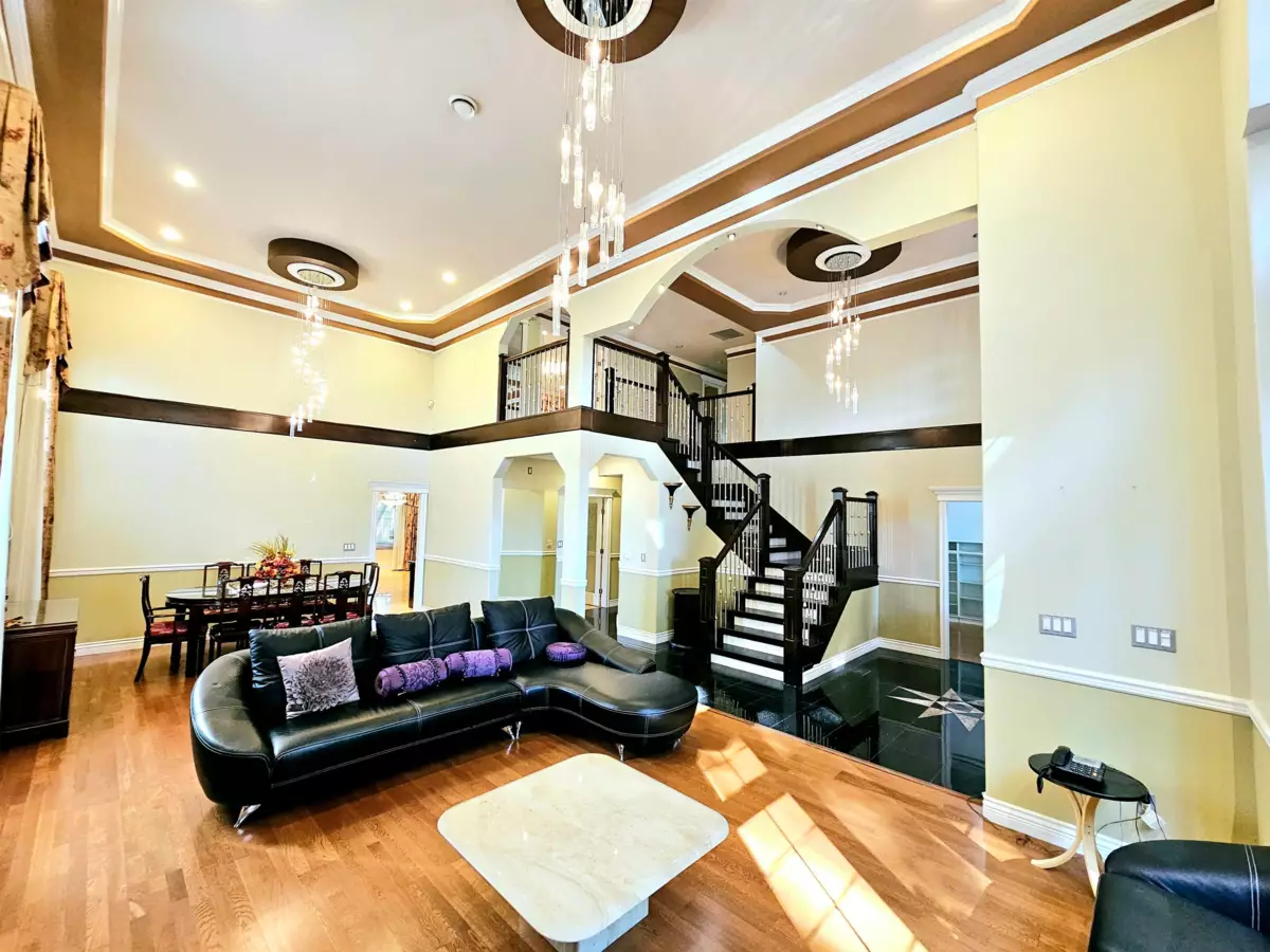 Kitchen Photo of 10251 Caithcart Road, Richmond, BC