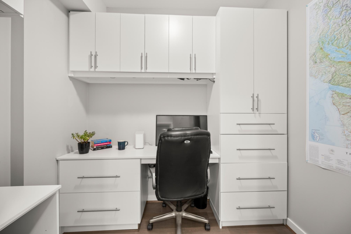 Garden / Landscaping Photo of PH2 1333 Winter Street, White Rock, BC