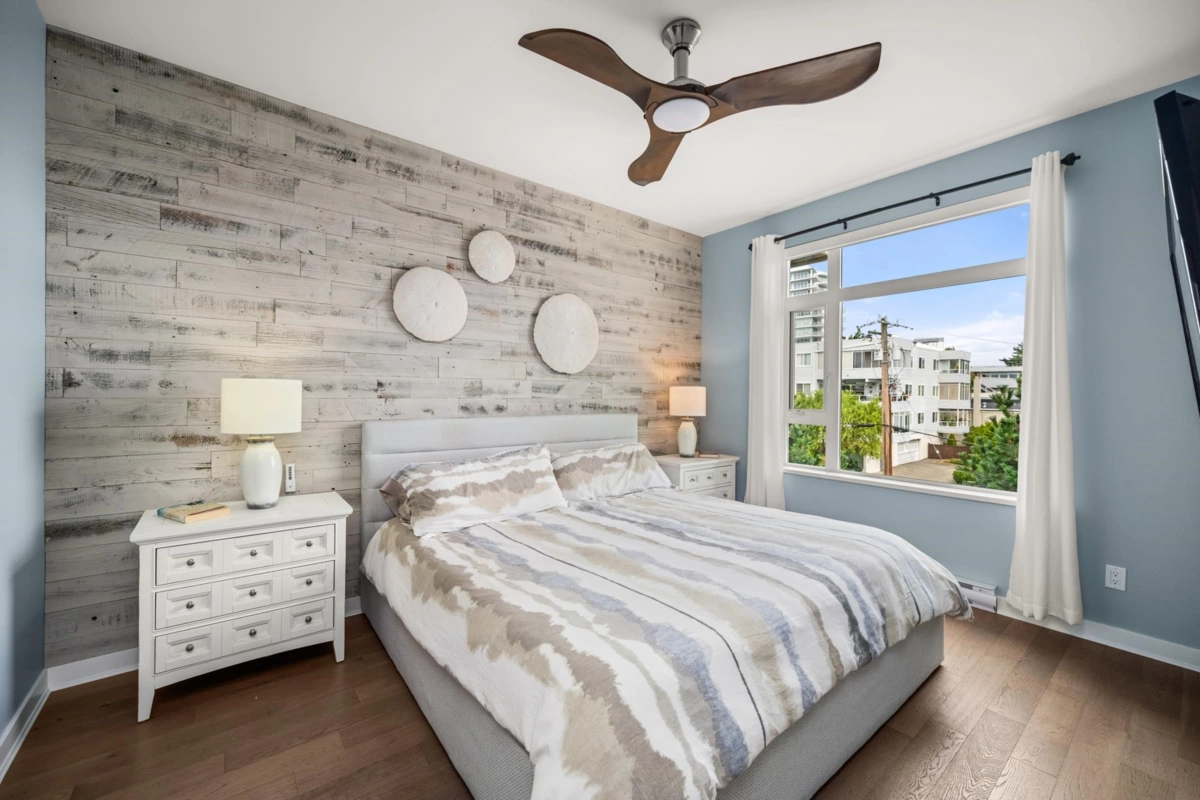 Laundry Room Photo of PH2 1333 Winter Street, White Rock, BC