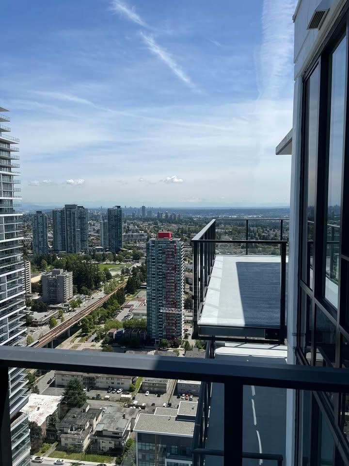 Dining Area Photo of 4001 6537 Telford Avenue, Burnaby, BC