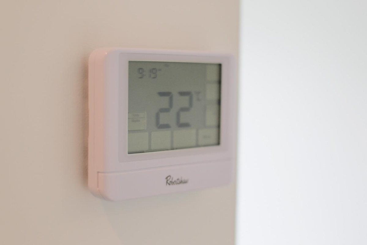 Guest Bathroom Photo of 4001 6537 Telford Avenue, Burnaby, BC