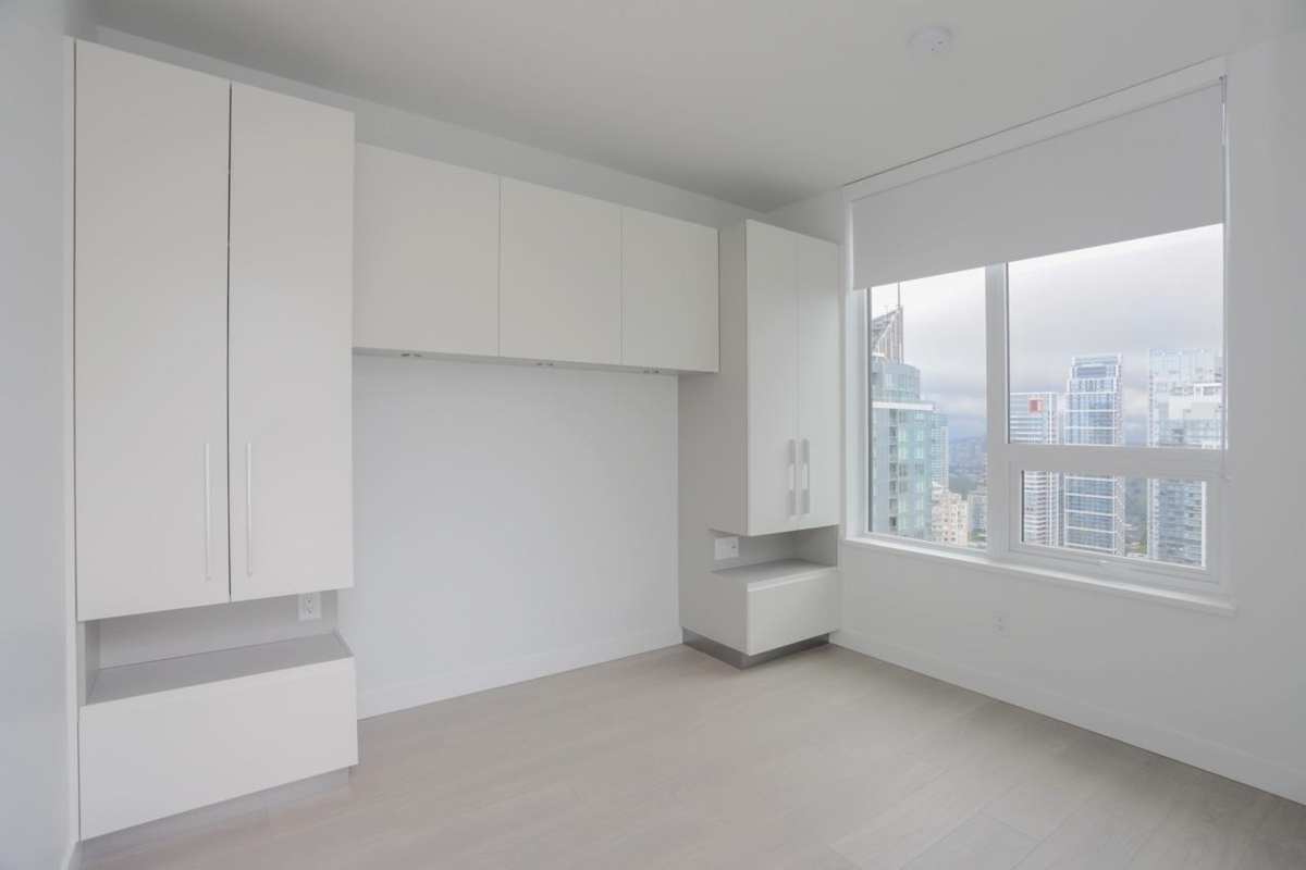 Kitchen Photo of 4001 6537 Telford Avenue, Burnaby, BC