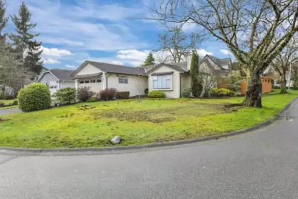 6043 174 Street, Surrey, BC, Surrey — Single Family Residence for sale