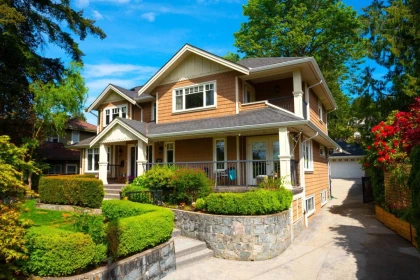 1050 11th Street, West Vancouver, BC, West Vancouver — Single Family Residence for sale