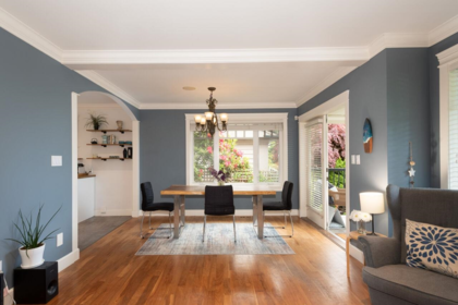 Pantry Photo of 1050 11th Street, West Vancouver, BC