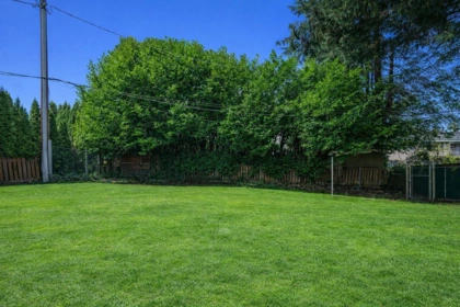 Hot Tub / Spa Photo of 11794 99a Street, Surrey, BC