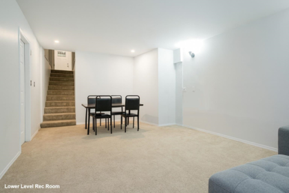 Mudroom Photo of 11794 99a Street, Surrey, BC