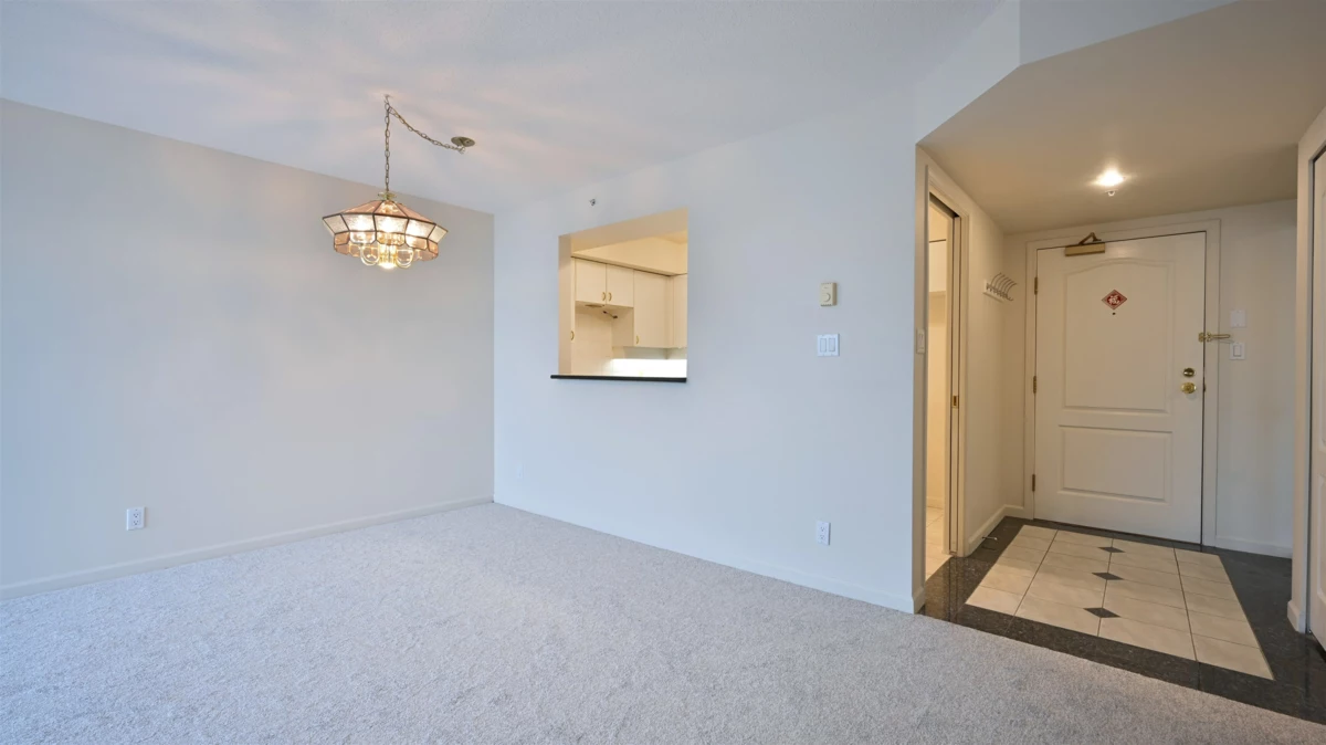 Breakfast Nook Photo of 1403 8171 Saba Road, Richmond, BC