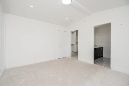 Powder Room Photo of 20545 74b Avenue, Langley, BC