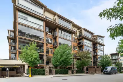 A512 20716 Willoughby Town Centre Drive, Langley, BC