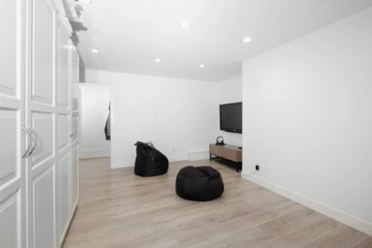Loft / Bonus Room Photo of 1095 W Keith Road, North Vancouver, BC