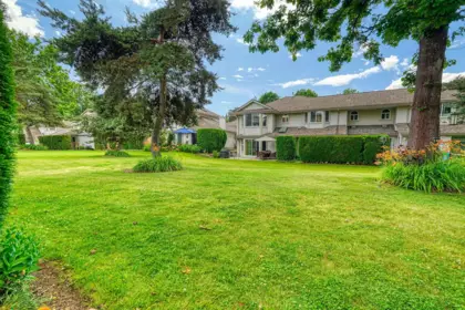 102 9045 Walnut Grove Drive, Langley, BC, Langley — Townhouse for sale