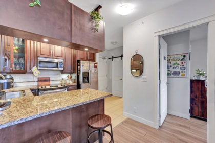 411 12525 190a Street, Pitt Meadows, BC, Pitt Meadows — Apartment/Condo for sale