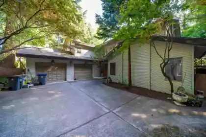 5242 Station Road, Surrey, BC, Surrey — Single Family Residence for sale