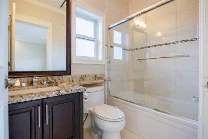 Entry Foyer Photo of 4482 Brakenridge Street, Vancouver, BC