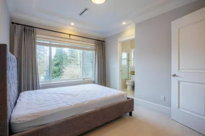Hallway Photo of 4482 Brakenridge Street, Vancouver, BC