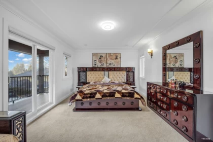 Basement Recreation Room Photo of 9933 116a Street, Surrey, BC