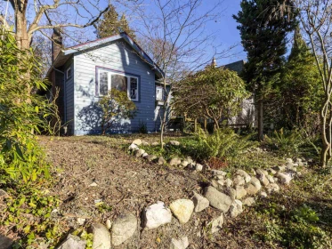 Family Room Photo of 3449 Mayfair Avenue, Vancouver, BC