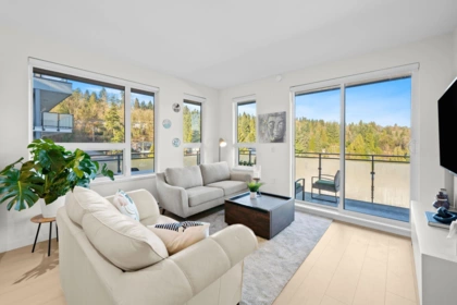 604 2015 St. Johns Street, Port Moody, BC
