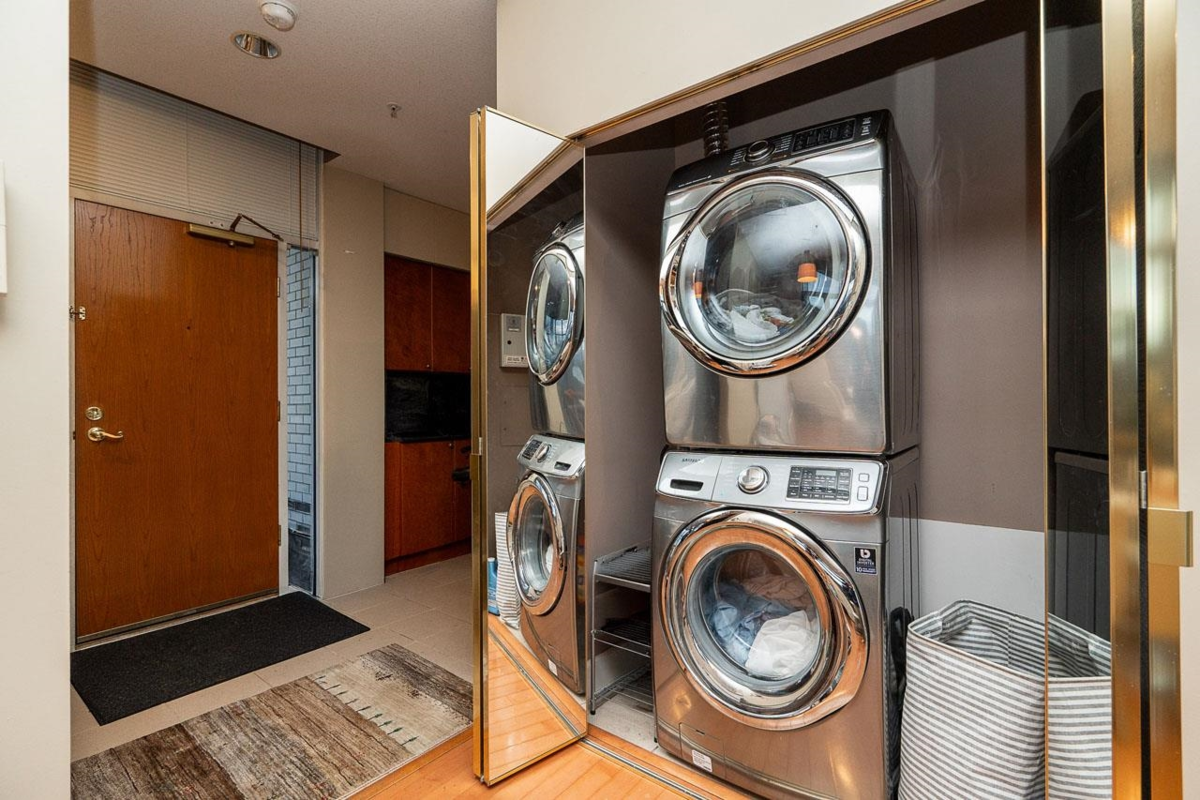 Backyard Photo of 122 1228 Marinaside Crescent, Vancouver, BC