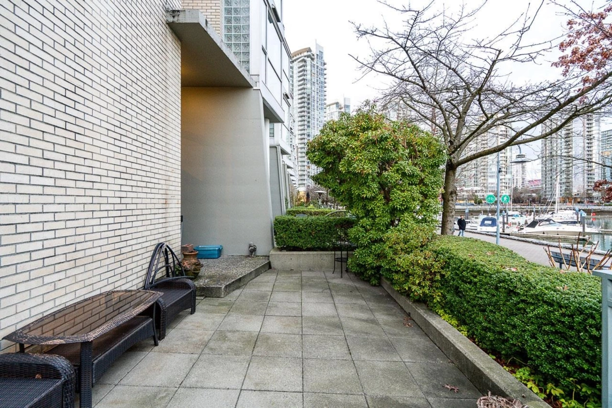 Swimming Pool Photo of 122 1228 Marinaside Crescent, Vancouver, BC