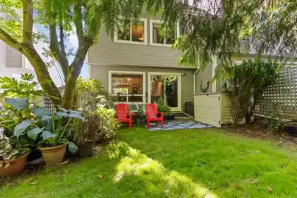 Hot Tub / Spa Photo of 8187 Forest Grove Drive, Burnaby, BC