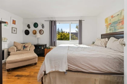Loft / Bonus Room Photo of 8187 Forest Grove Drive, Burnaby, BC