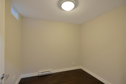 Walk-In Closet Photo of 306 5665 Teredo Street, Sechelt, BC