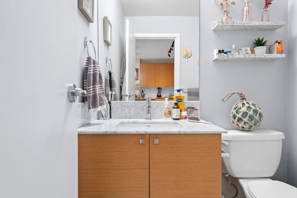 Mudroom Photo of 411 201 Morrissey Road, Port Moody, BC