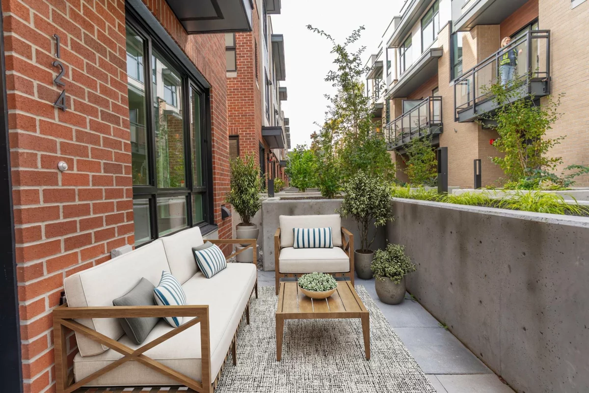 Dining Area Photo of 123 2050 Glenaire Drive, North Vancouver, BC