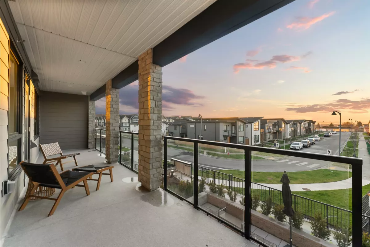 Loft / Bonus Room Photo of 211 1942 Starling Drive, Tsawwassen, BC