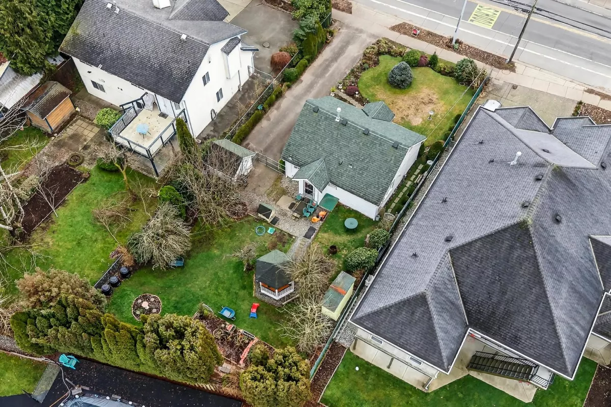 Bedroom 3 Photo of 18753 60 Avenue, Surrey, BC