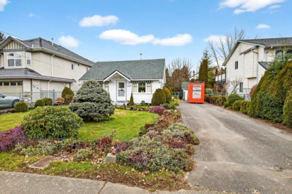18753 60 Avenue, Surrey, BC, Surrey — Single Family Residence for sale