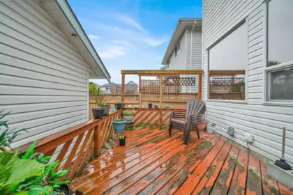 Garden / Landscaping Photo of 18556 65 Avenue, Surrey, BC