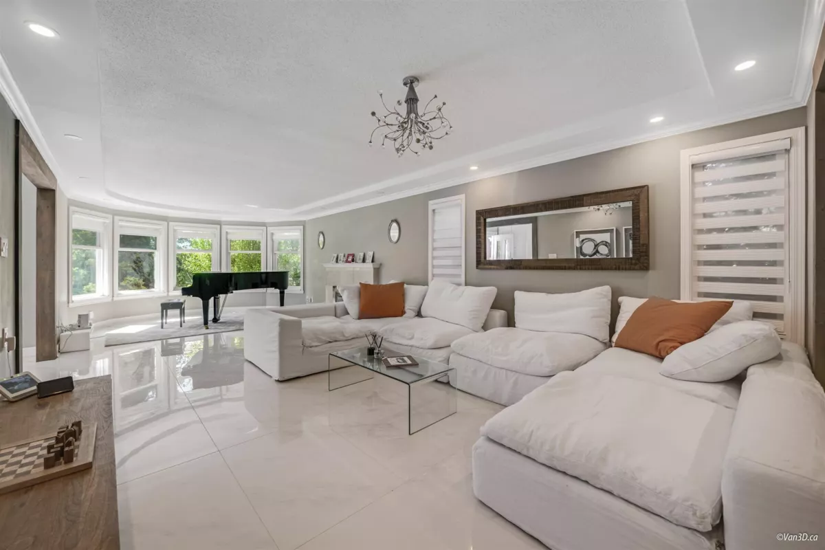 Breakfast Nook Photo of 4000 Fisher Drive, Richmond, BC