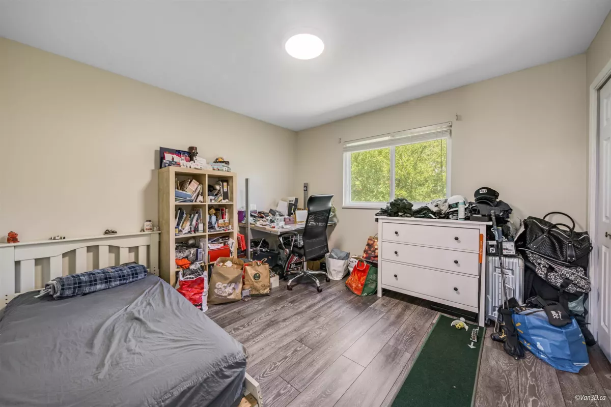 Mudroom Photo of 4000 Fisher Drive, Richmond, BC