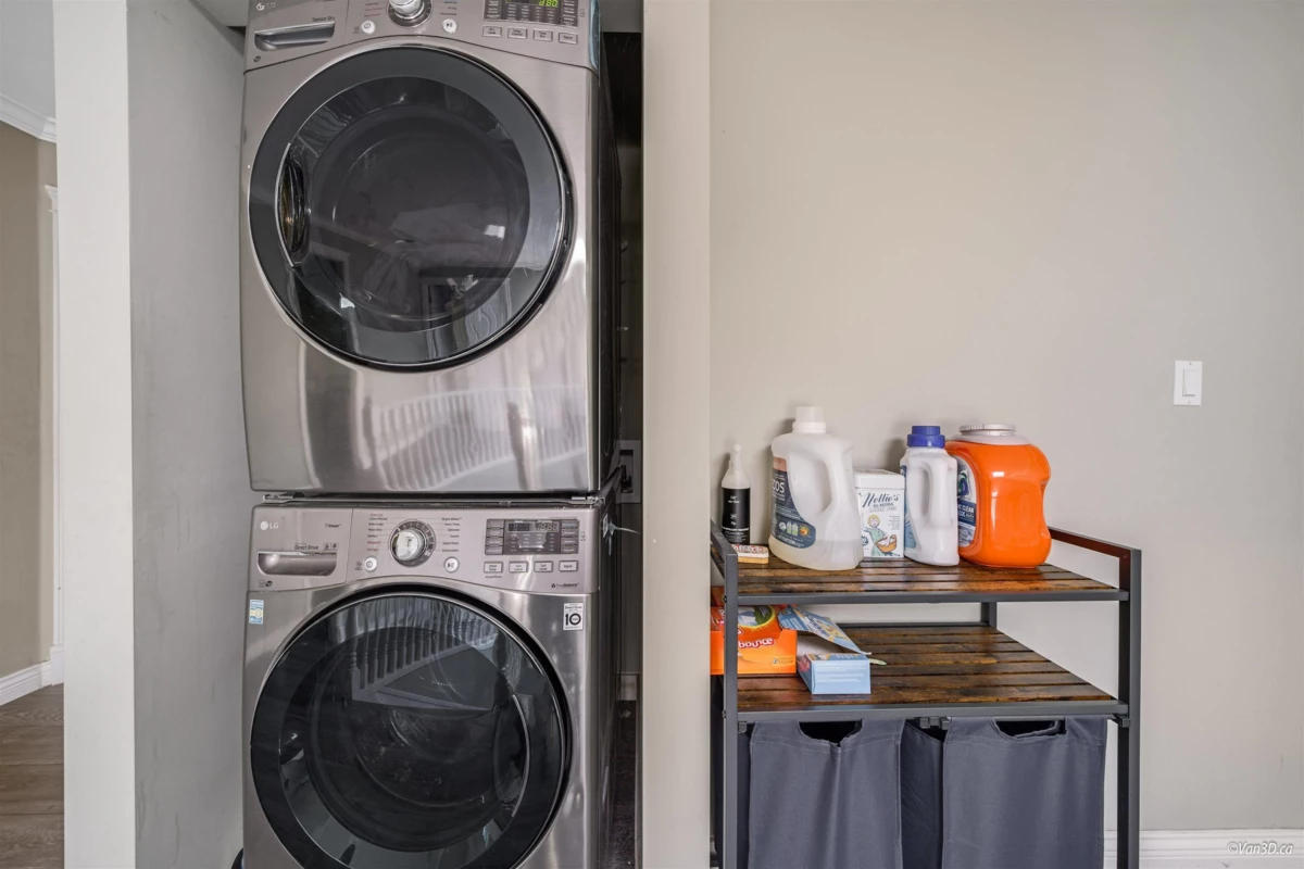 Powder Room Photo of 4000 Fisher Drive, Richmond, BC