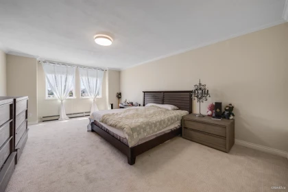 Hallway Photo of 4000 Fisher Drive, Richmond, BC