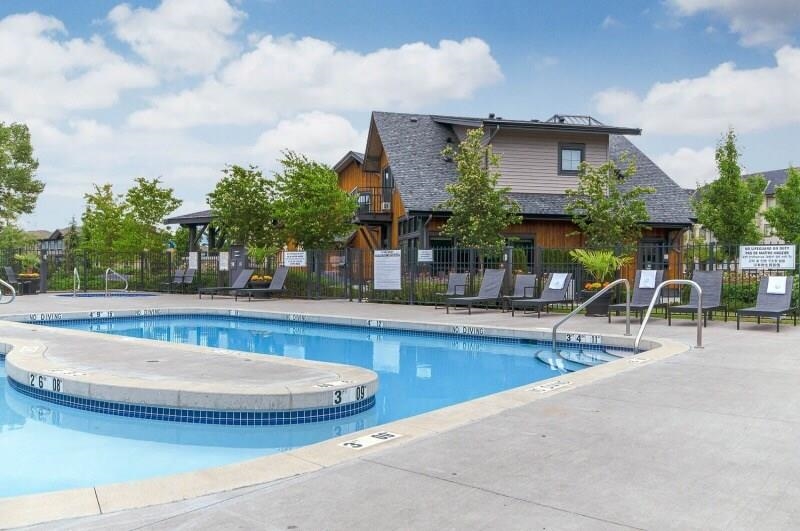 Backyard Photo of 410 31158 Westridge Place, Abbotsford, BC