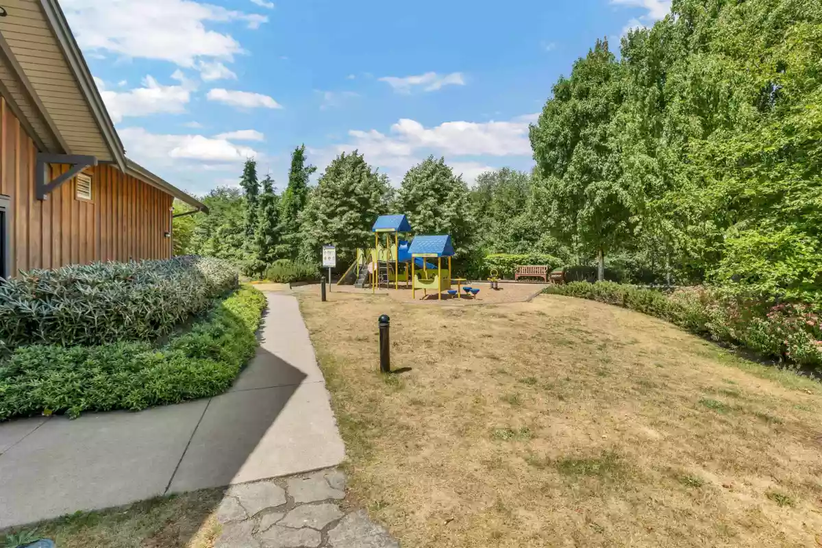 Garage Interior Photo of 410 31158 Westridge Place, Abbotsford, BC