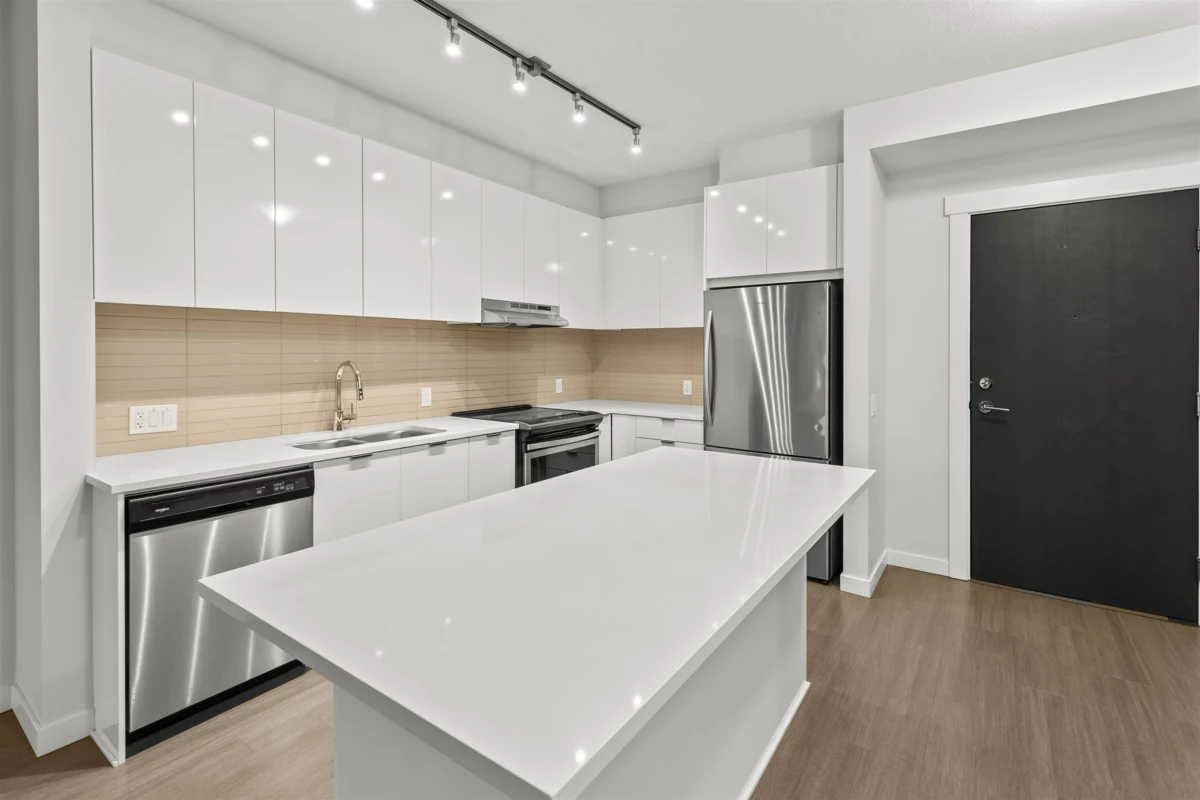 Kitchen Photo of 410 31158 Westridge Place, Abbotsford, BC